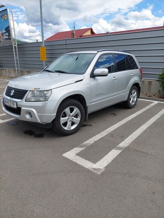 Suzuki Grand Vitara ,  DDis , 2011
