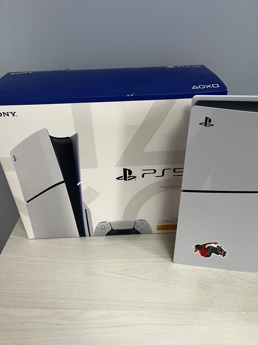 Sony PlayStation 5 Slim с дисководом
