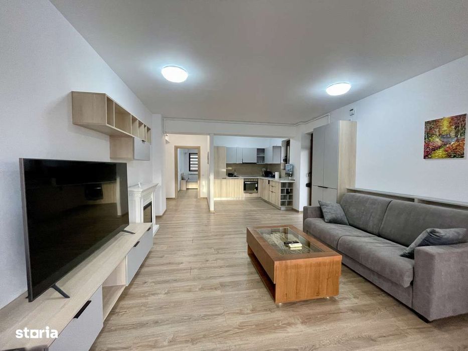 Apartament 132mp-Direct Proprietar-Deschidere lac+Piscina-3 camere