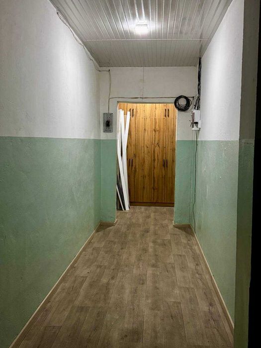 2х комн. 8/9 Около Рисового базара. 63м2. Зал 20м2. На стороне мечети
