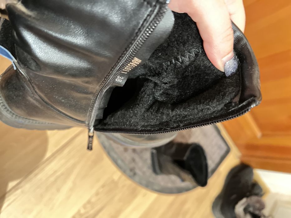 Продам зимние сапоги