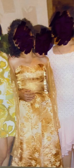 Платье вечернее