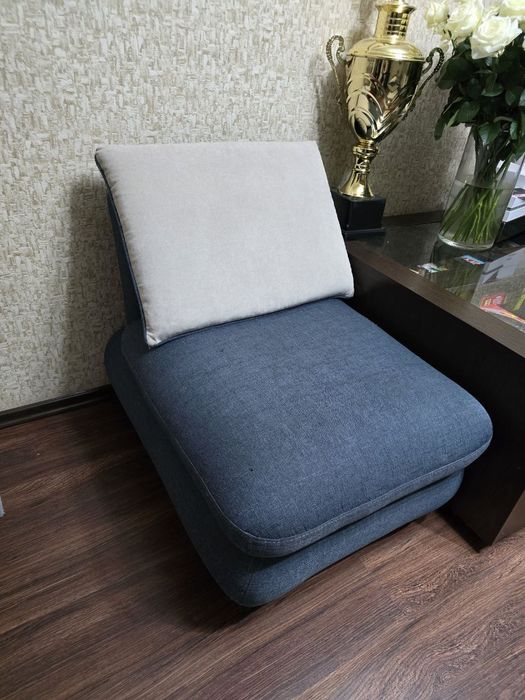 Диван уголок раскладной и 2 кресла