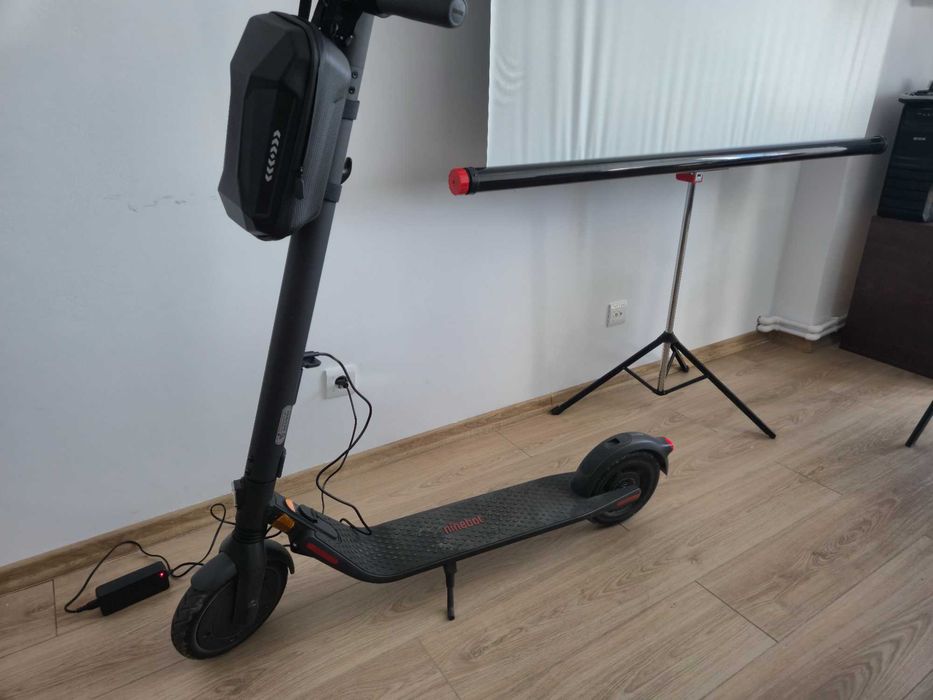 Trotineta electrica Segway Ninebot