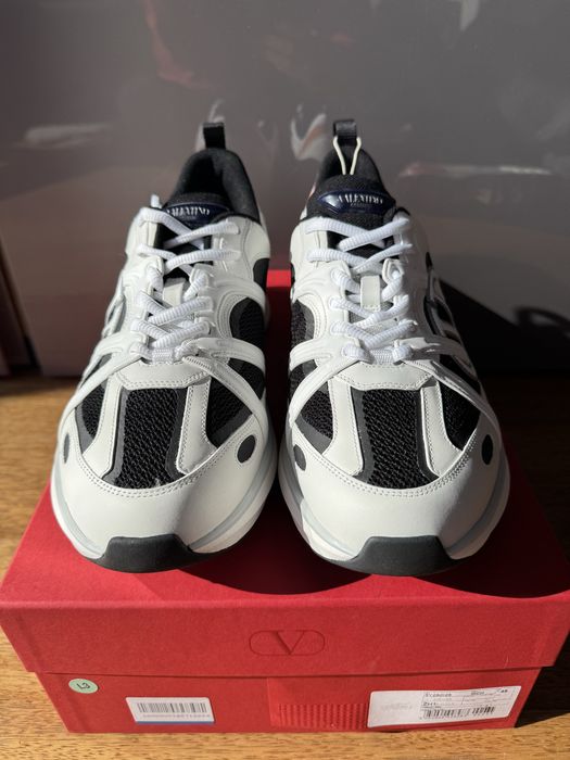 Нови Оригинални сникърси/маратонки VALENTINO GARAVANI 46IT 30,5см