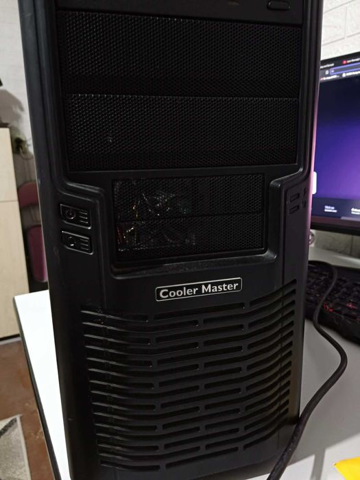 PC+GTX 1660 Ti+500W PSU + Philips монитор-целият лот -145 €(договорка)