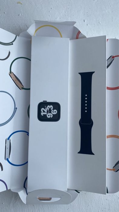 В продаже apple watch