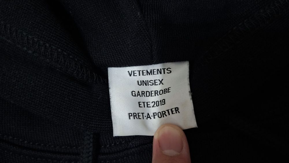 Толстовка Vetements (Худи)