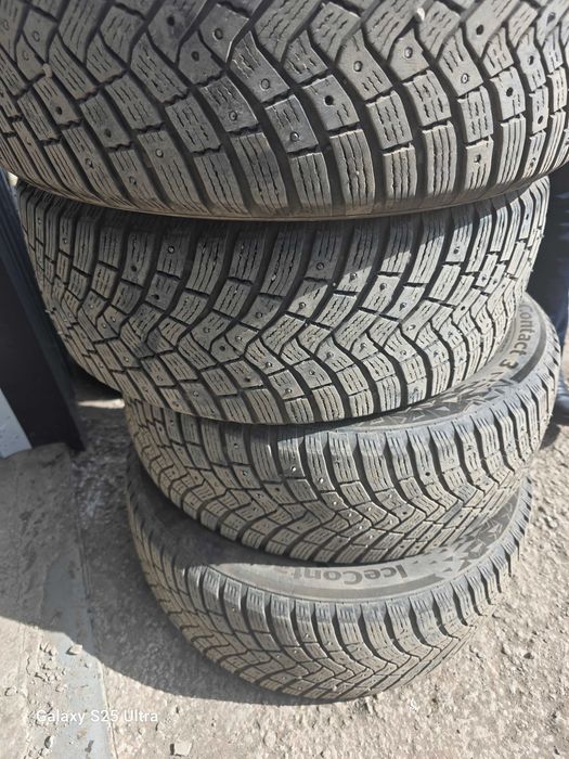 Продам шины 205х55R16 Continental