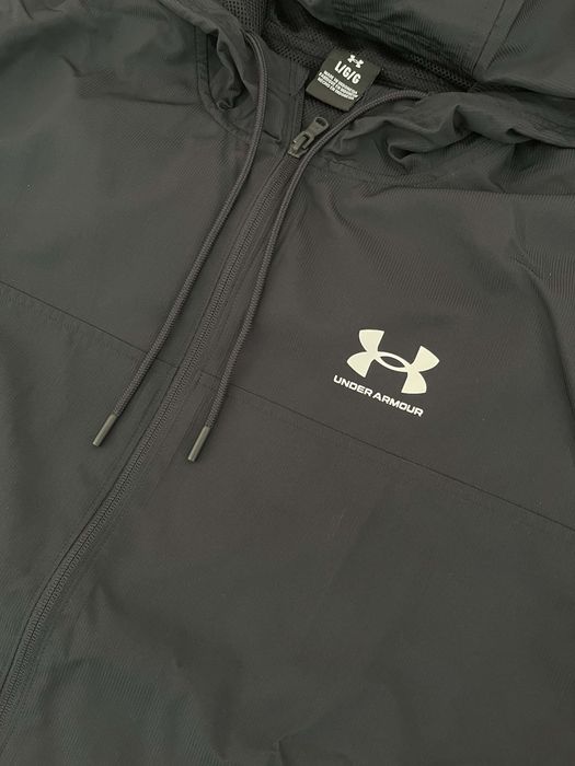 Ветровка Under Armour