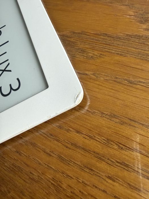 Електронна книга Pocketbook touch lux 3