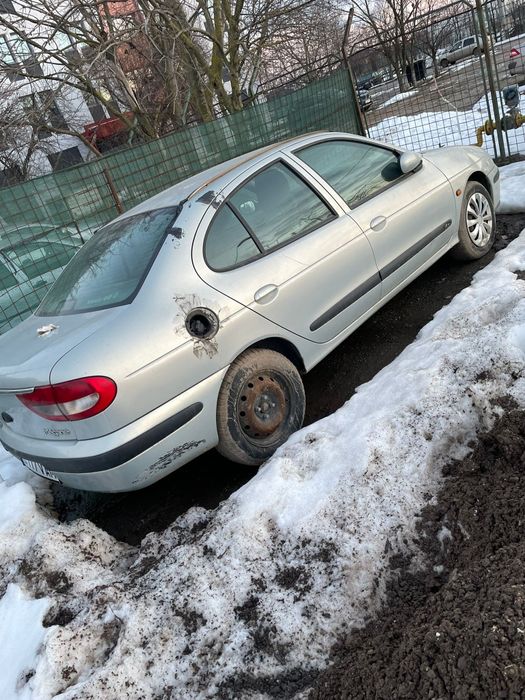 Piese dezmembrez Renault megan 1 motor 1.6 16v