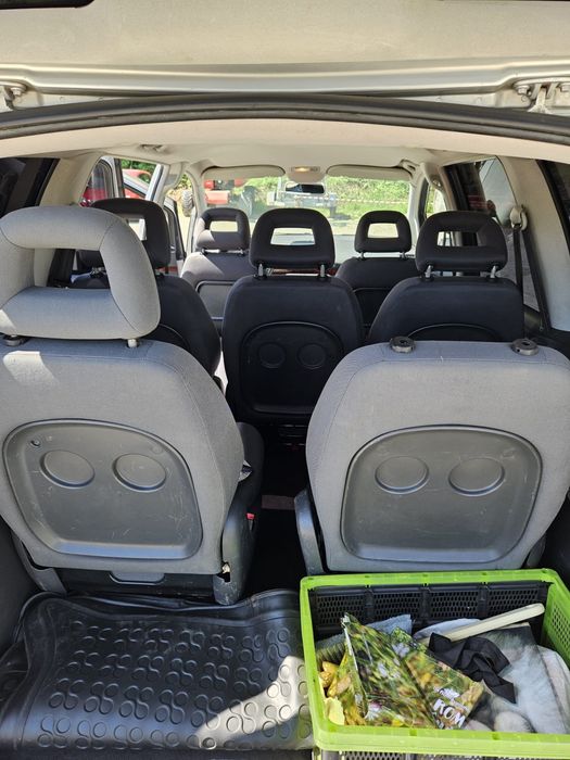 Seat alhambra