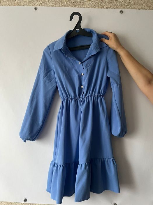 Продам нарядные платья