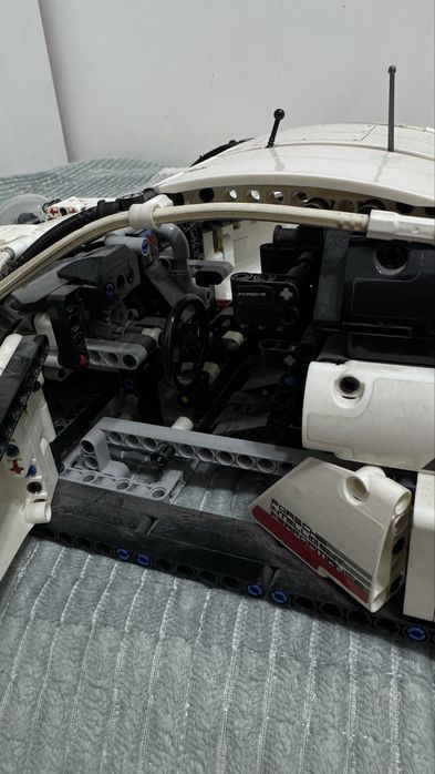 LEGO Technic Porsche 911 RSR