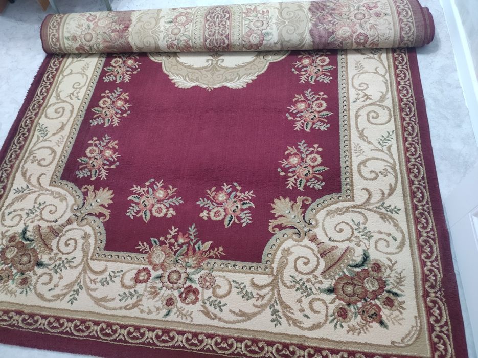 Продам шерстенной ковер