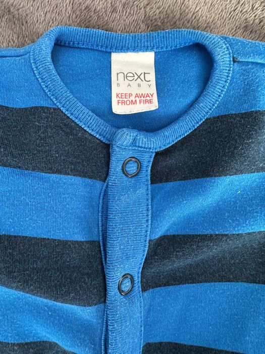 Vand set 6 body-uri Carter’s,Next. Pentru un băiat nou-născut. 50-60cm