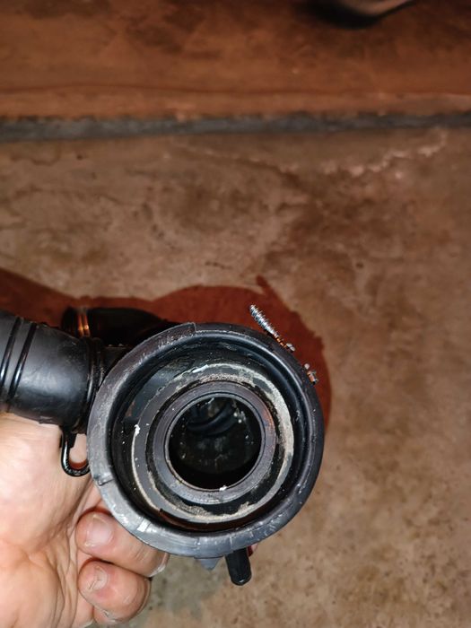 Гуфриран маркуч за пералня INDESIT IWSD 61081