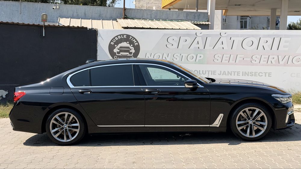 BMW Seria 7 2018 — imagine 2