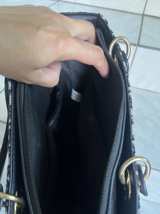 Geanta panza in stare foarte buna