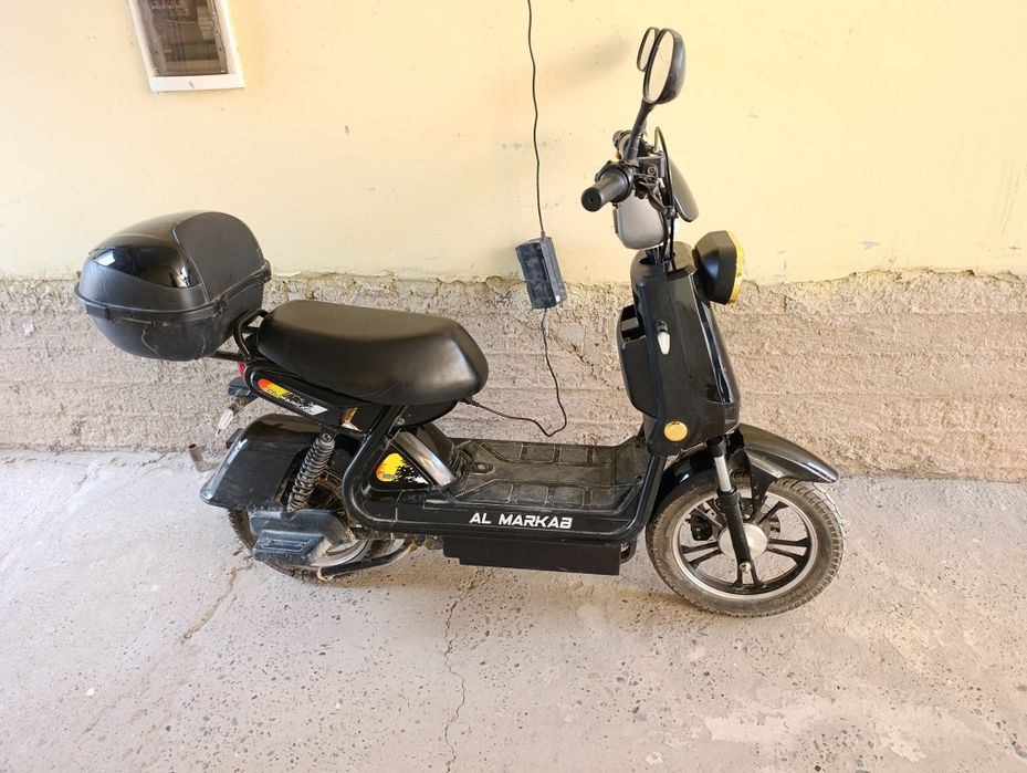 Skuter 60tezlikda yuradiganidan