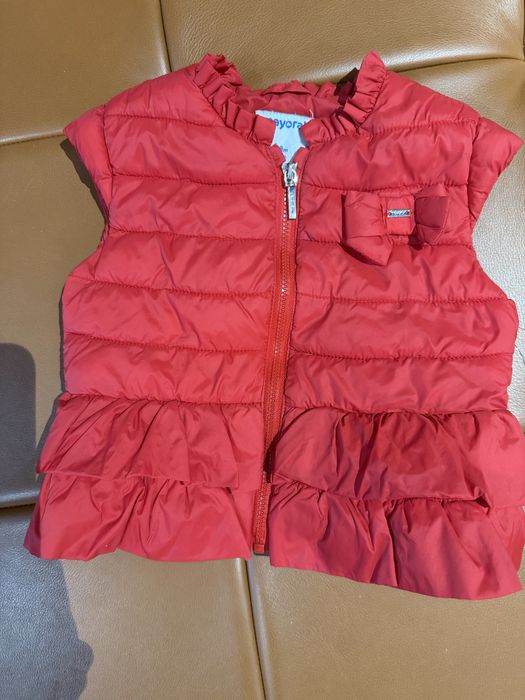 Детски елек Майорал размер 18 месеца