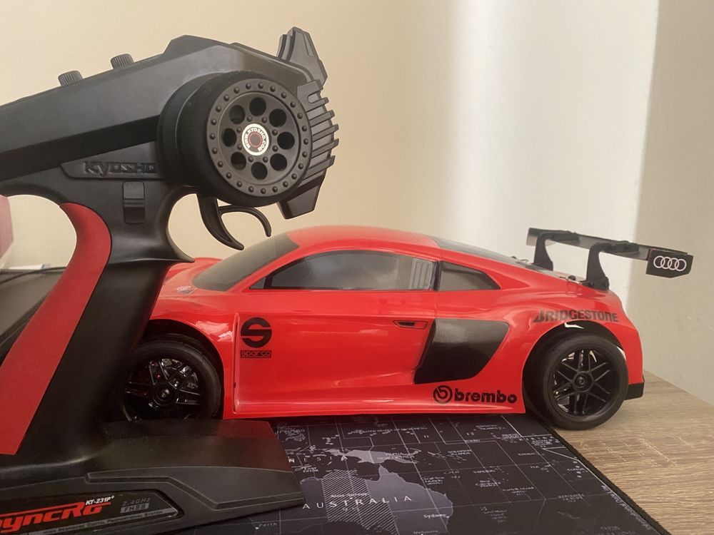 R8 rc hot sale car