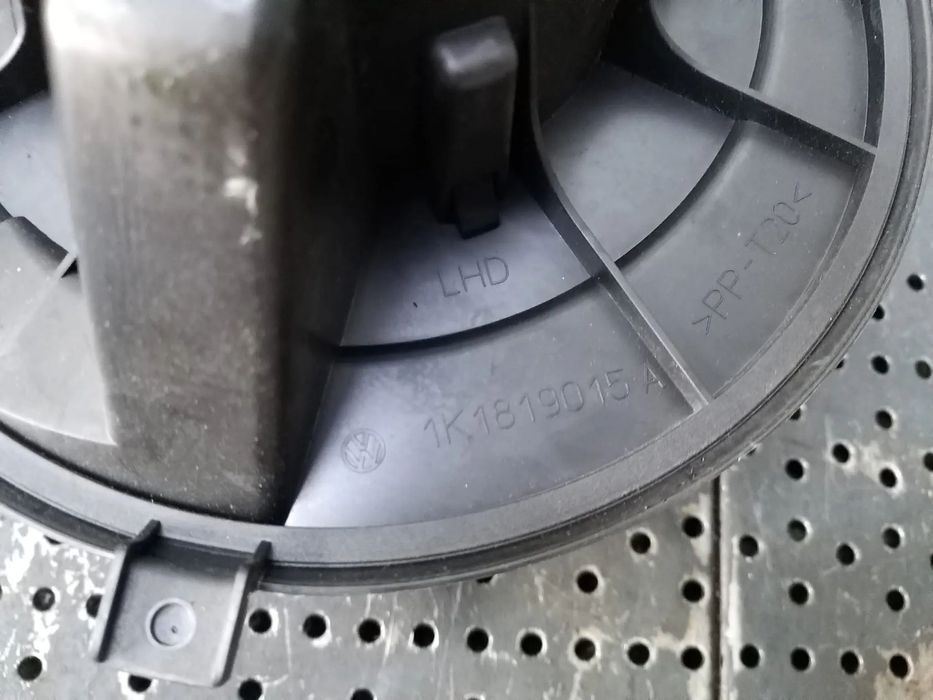 Aeroterma ventilator habitaclu seat leon 1p 1k1819015a