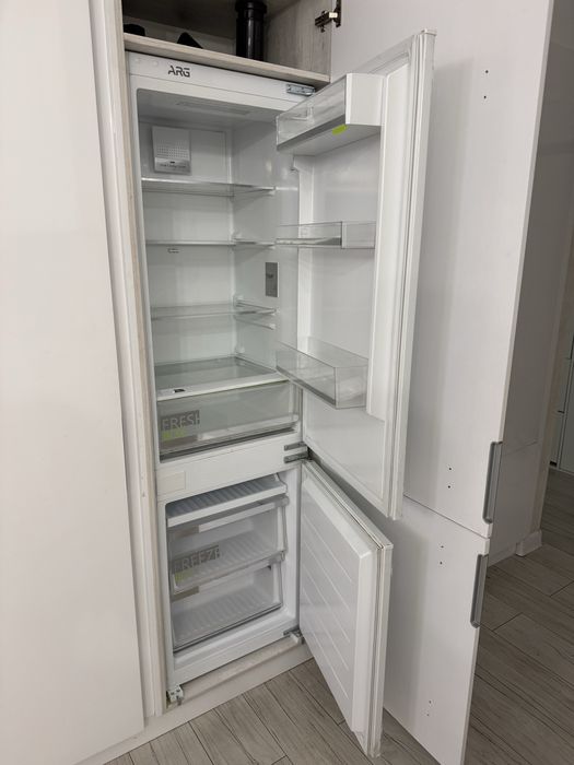 Холодильник/ Тоңазытқыш