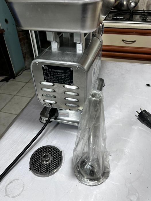 Продам мощную мясорубку