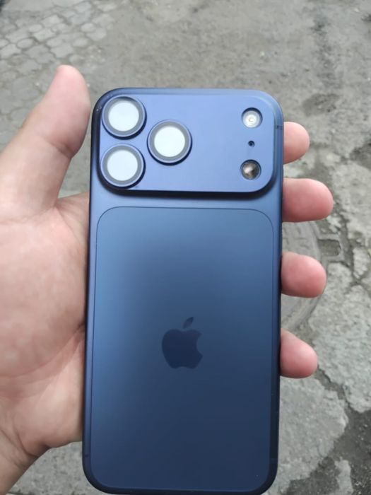 Продам Iphone 17 pro max 256 gb EAC сим карта вставляется