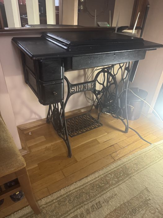 Masina cusut Singer , f veche