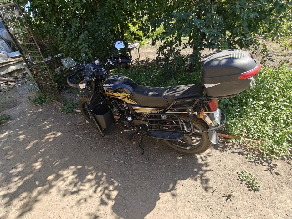 Продам мотоцикл Сузуки gsx 200
