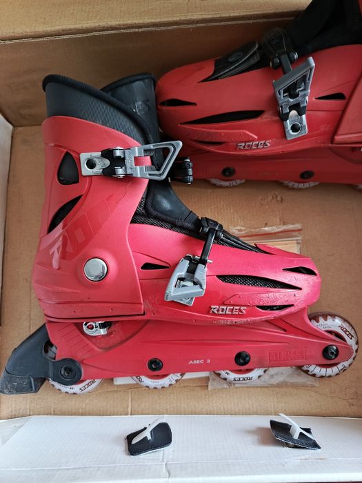 Роликовые коньки