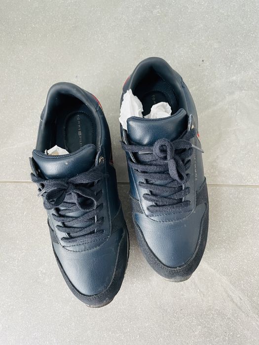 Tenesi liu jo tommy hilfiger