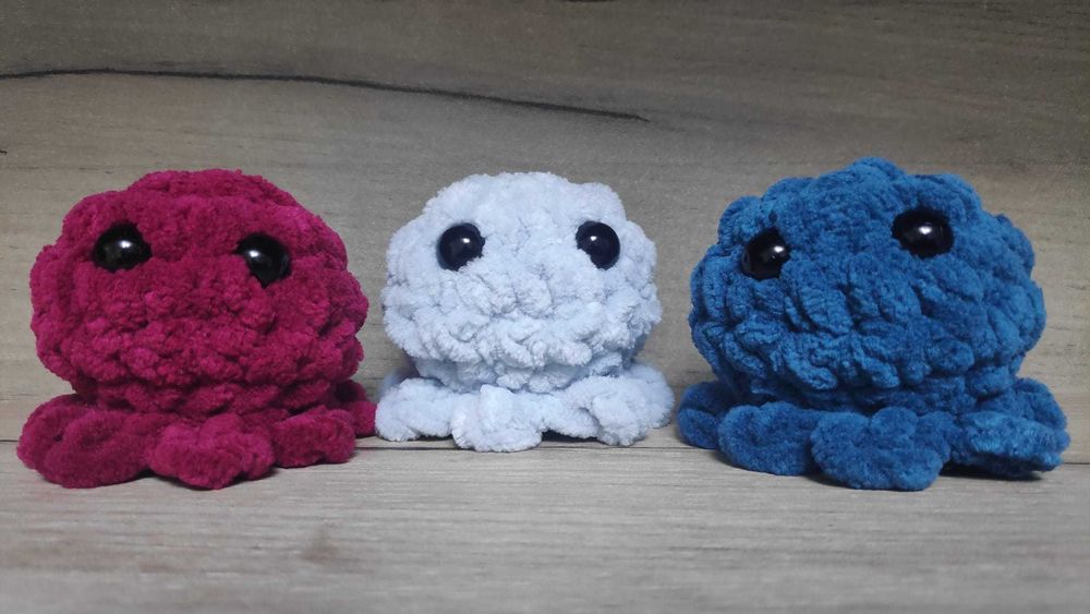 Caracatiță croșetată handmade – realizată la comandă