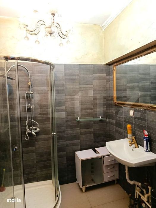 Apartament 3 camere, 63 mp, zona Independentei