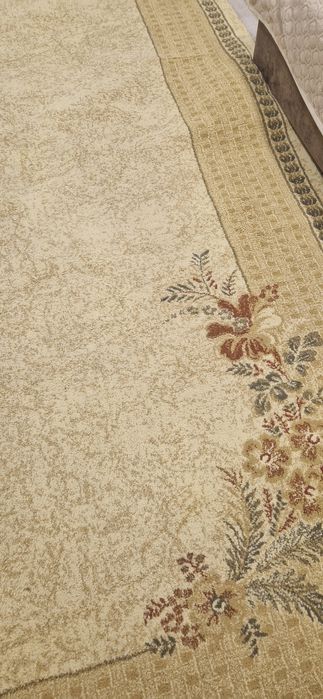 Продам ковёр 2 на 5