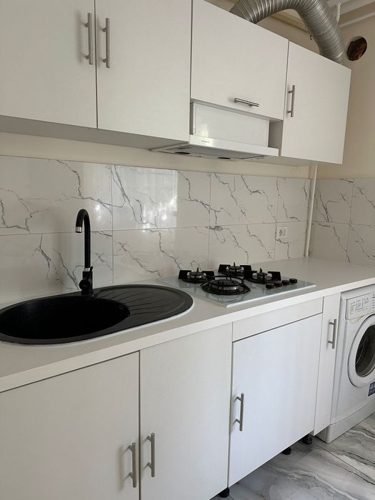 Inchiriez in Mazepa apartament cu o camera iin regim hotelier