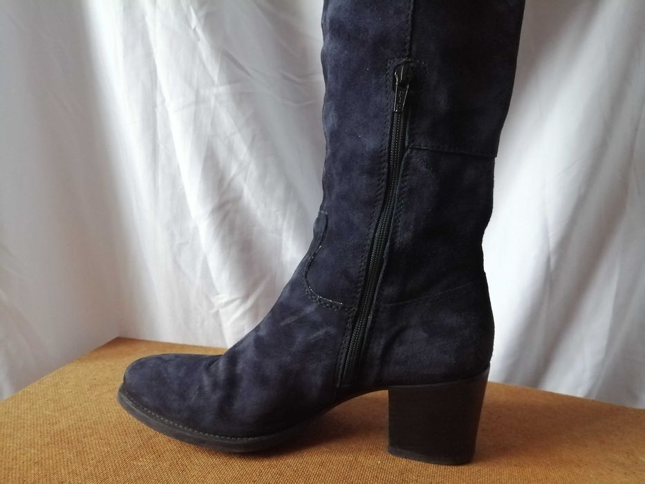 № 37 дамски ботуши естествен велур в син цвят