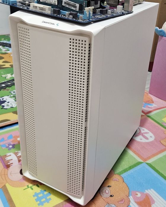 Carcasa pc deepcool