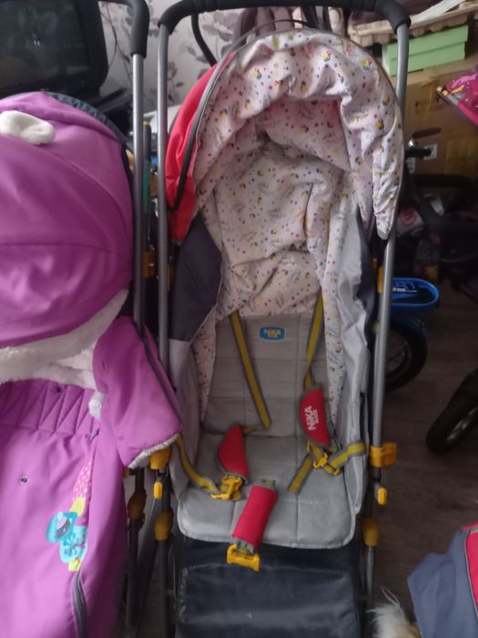 Продам коляску,санки.