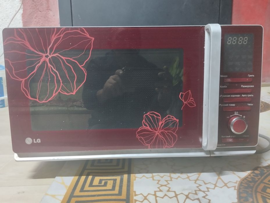 Микроволновая печь на запчаст