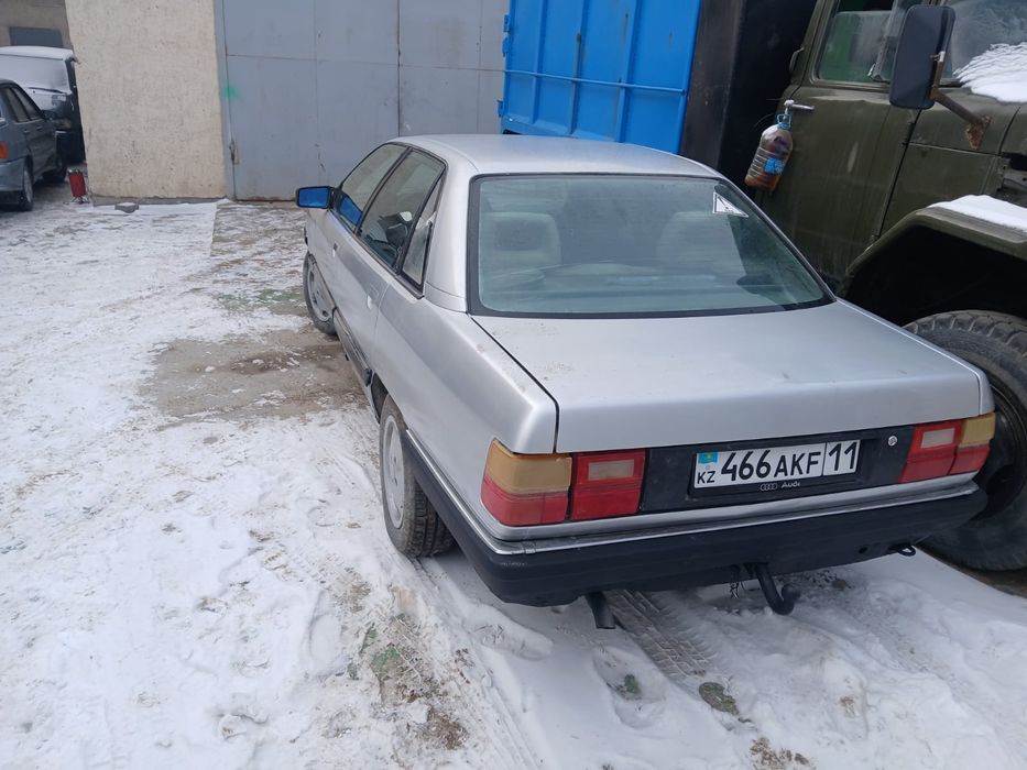 Ауди 100 сатылады