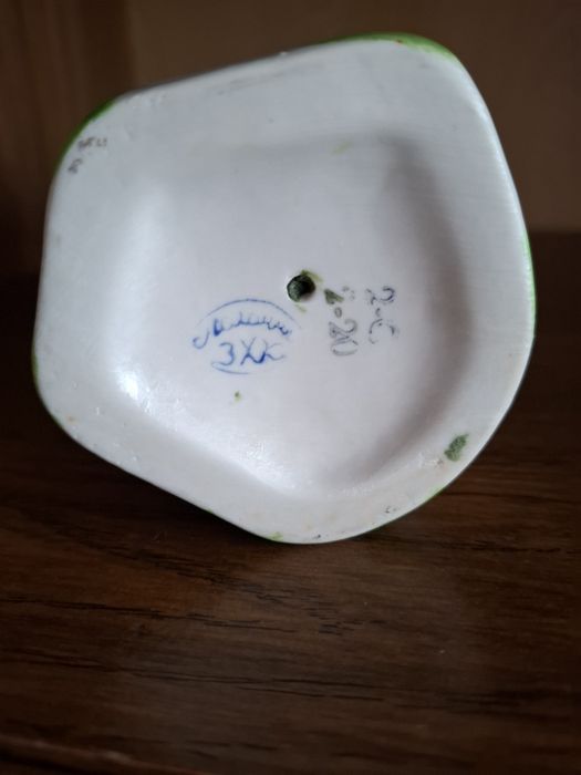 Картины разные,статуэтки,листайте фото