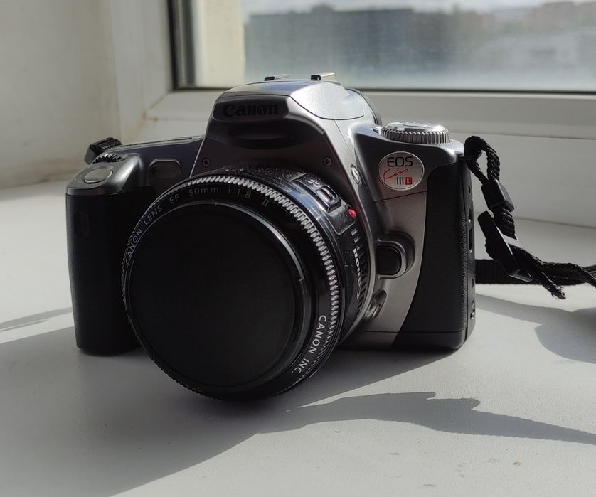 Продам пленочный canon eos kiss lll