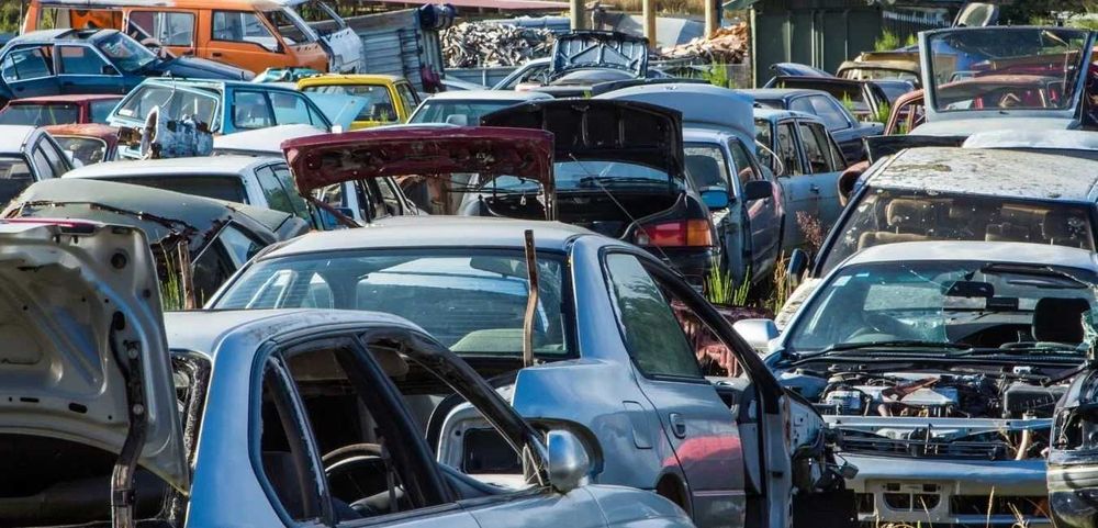 cu volan pe dreapta , masini dauna totala sau functionale