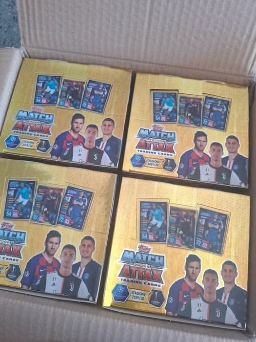 Topps / Panini футболни карти и стикери
