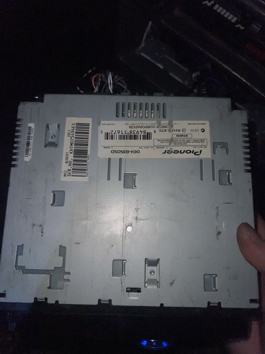 Продам pioneer deh8350