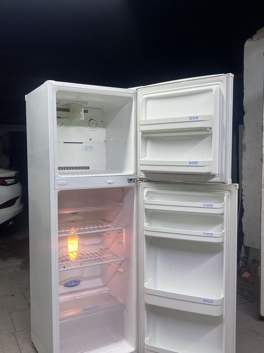 Холодильник LG с гарантей доставка есть